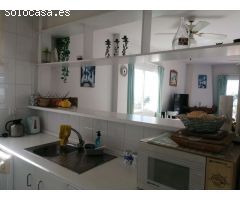 se alquila por larga temporada apartamento en Calahonda, Mijas.
