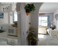 se alquila por larga temporada apartamento en Calahonda, Mijas.