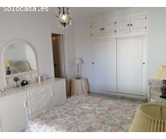 se alquila por larga temporada apartamento en Calahonda, Mijas.
