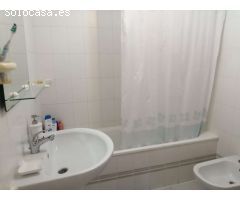 se alquila por larga temporada apartamento en Calahonda, Mijas.