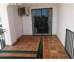se alquila por larga temporada apartamento en Calahonda, Mijas.