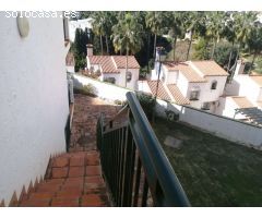 se alquila por larga temporada apartamento en Calahonda, Mijas.