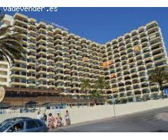 Se alquila LARGA TEMPORADA desde 01/07/2024 - 01/07/2025  estudio en 1  línea de playa en Benalmáden