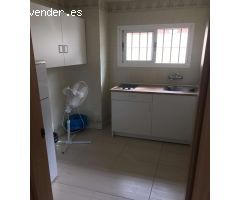 Se alquila LARGA TEMPORADA desde 01/07/2024 - 01/07/2025  estudio en 1  línea de playa en Benalmáden