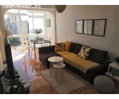 Se alquila desde el 01-04-2025 hasta 30-06-2025 bonito apartamento en Benalmádena