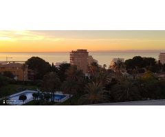 Se alquila desde el 01-04-2025 hasta 30-06-2025 bonito apartamento en Benalmádena