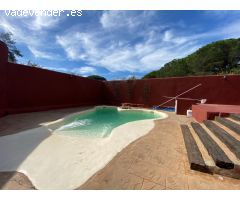 Chalet en Chiclana de la Frontera con piscina y jardín