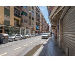 LOCAL COMERCIAL EN  SANTA CLOTILDE- GRANADA