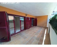 ARMILLA-JUNTO PARADA DE METRO. 3DORMITORIOS,2 BAÑOS, GARAJE,TRASTERO Y PISCINA.