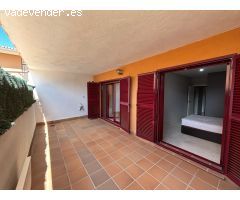 ARMILLA-JUNTO PARADA DE METRO. 3DORMITORIOS,2 BAÑOS, GARAJE,TRASTERO Y PISCINA.