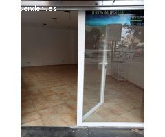 Fántastico local comercial en Avenida Cádiz