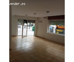 Fántastico local comercial en Avenida Cádiz