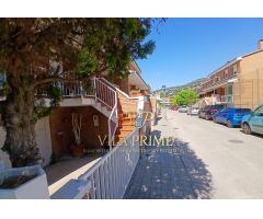 OPORTUNIDAD!  EN VENTA ADOSADA EN CABRILS CENTRO