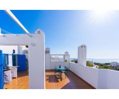 Ático  con 2 habitaciones, amplia terraza y vistas al mar en El Cantal Mojácar