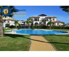 Ático de 2 dormitorios, terraza con vistas al mar, piscina y spa en Vera playa