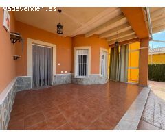 Chalet de 3 dormitorios 2 Baños en urbanización, Zona Aspe