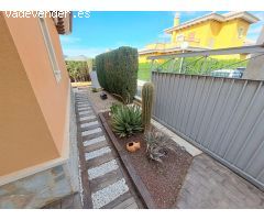 Chalet de 3 dormitorios 2 Baños en urbanización, Zona Aspe
