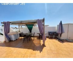 Ático con 2 dormitorios 2 baños y solarium en zona de Buganvillas de Vera Playa