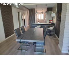 VIVIENDA DE DOS DORMITORIOS CON EXCELENTES ACABADOS, PATIO Y TERRAZA
