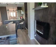 VIVIENDA DE DOS DORMITORIOS CON EXCELENTES ACABADOS, PATIO Y TERRAZA