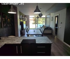VIVIENDA DE DOS DORMITORIOS CON EXCELENTES ACABADOS, PATIO Y TERRAZA