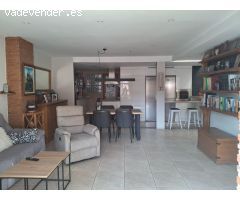 ESPECTACULAR VIVIENDA, CENTRICA Y CON DOS PLAZAS DE GARAJE