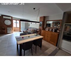 ESPECTACULAR VIVIENDA, CENTRICA Y CON DOS PLAZAS DE GARAJE