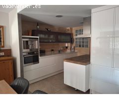ESPECTACULAR VIVIENDA, CENTRICA Y CON DOS PLAZAS DE GARAJE