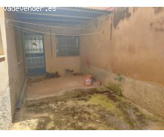 CASA SEMIREFORMADA EN BARRIO SAN JUAN