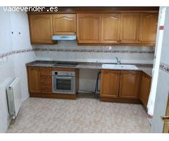 VIVIENDA EN PLENO CENTRO DE ALMANSA