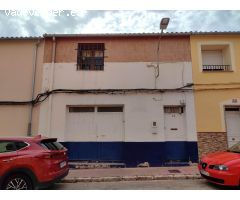 CASA ACONDICIONADA COMO LOCAL