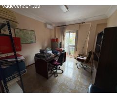 ¡Piso en venta en la calle Luis Montoto, pleno corazón de Nervión!