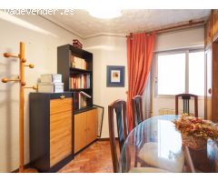 SE VENDE PISO DE TRES DORMITORIOS EN EL BARRIO SAN JOSÉ