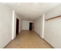 Apartamento con Gran Potencial en Colonia de Madrid , Benidorm Gran Oportunidad!