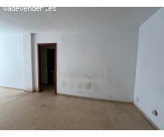 Apartamento con Gran Potencial en Colonia de Madrid , Benidorm Gran Oportunidad!