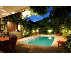 Exclusiva Propiedad de 200 m2 en ubicación ideal! En un passage privado!