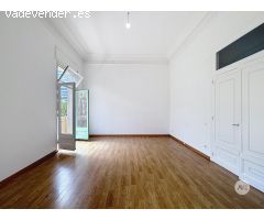 Amplio piso familiar en el barrio de Sant Gervasi - Galvany