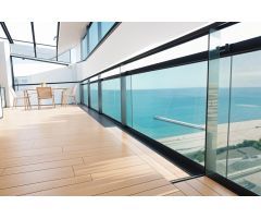 Fantástico apartamento moderno con terraza y vistas al mar en Diagonal Mar.