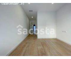 Exclusivo Edificio con Viviendas y Locales Comerciales a Metros del Mar en Lloret de Mar