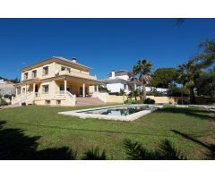 Espectacular Villa Independiente en Alhaurín de la Torre - Málaga