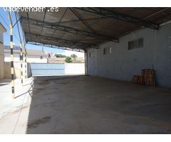 Alquiler de nave en Gojar.