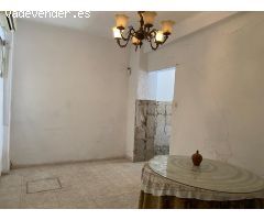 SE VENDE CASA EN EL CERRO DEL ÁGUILA