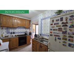 Piso en venta en Benissano con 3 habitaciones, terraza, balcón y buena conexión a Valencia