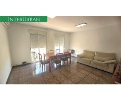 Piso en venta en Llíria con 3 habitaciones, suite con aseo, balcón, vistas, ascensor y parking