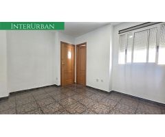 Piso en venta en Llíria con 3 habitaciones, suite con aseo, balcón, vistas, ascensor y parking