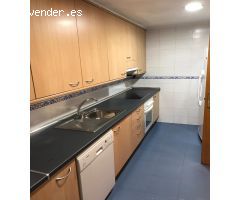 Bajo exterior con jardín y piscina