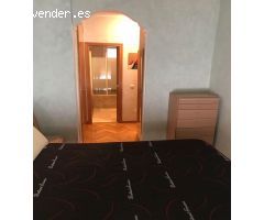 Bajo exterior con jardín y piscina