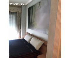 Bajo exterior con jardín y piscina