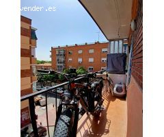 ¡Luminoso piso con terraza listo para entrar a vivir en Puerta del Ángel!