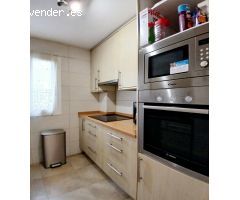 ¡Luminoso piso con terraza listo para entrar a vivir en Puerta del Ángel!